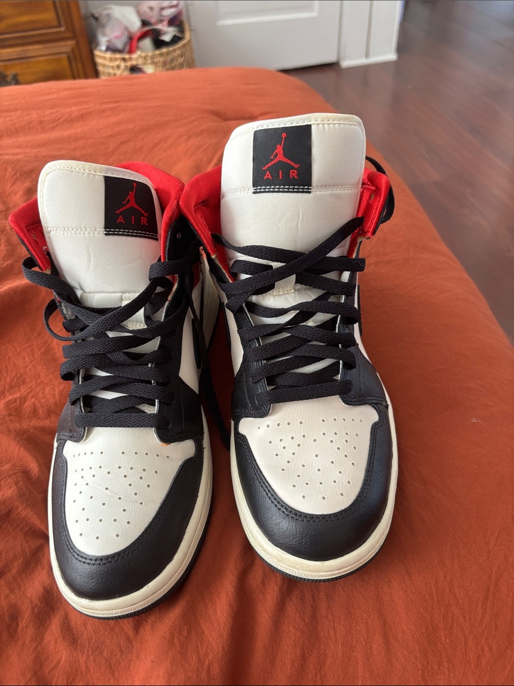 Nike Black White Red Air Jordan 1 Mid Basketball Shoes - Picture 3 of 15